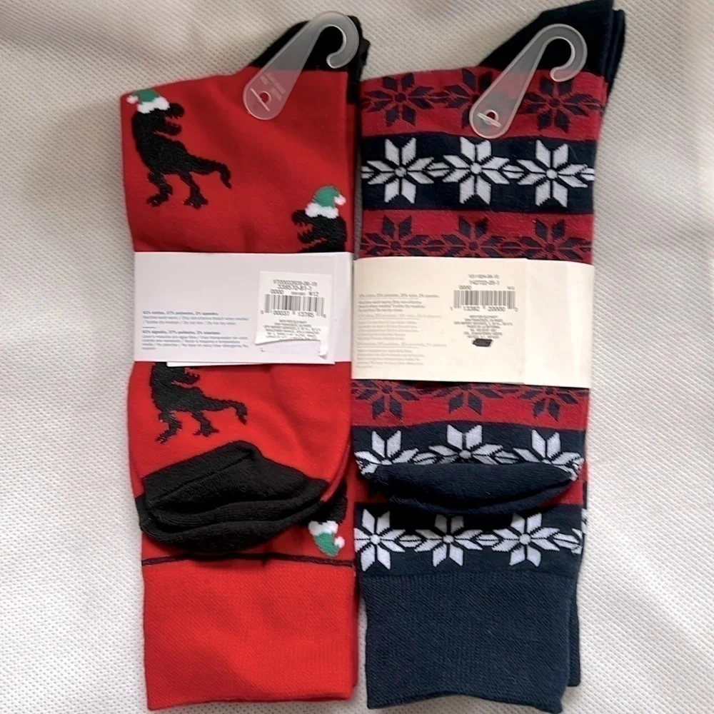 NEW!!! Men’s 2 Pair Cotton Blend Winter Holiday Novelty Socks One Size